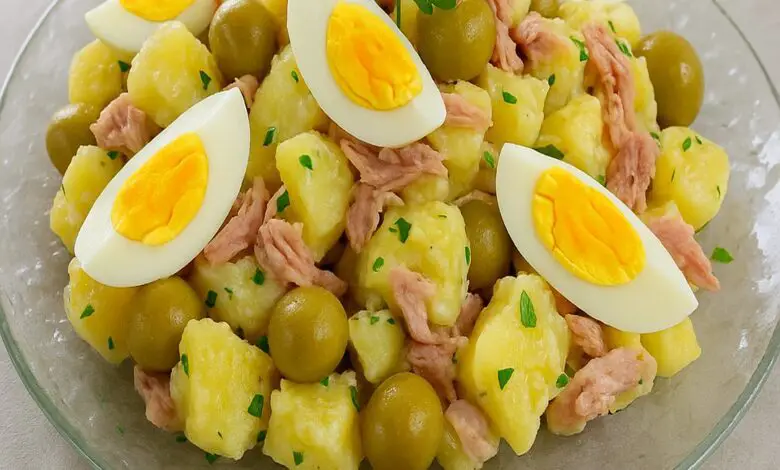 ENSALADA DE PAPAS CON ATÚN Y HUEVOS 1
