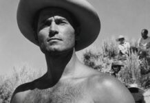 Clint Walker: la vida discreta del gigante que se convirtió en el primer héroe vaquero de la televisión estadounidense