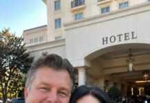 Volvimos al hotel de nuestra luna de miel y la recepcionista dijo: “Bienvenido de nuevo”