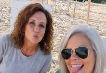 Después de 35 años de amistad, mi mejor amiga me pidió una última foto y me reveló un secreto que lo cambió todo