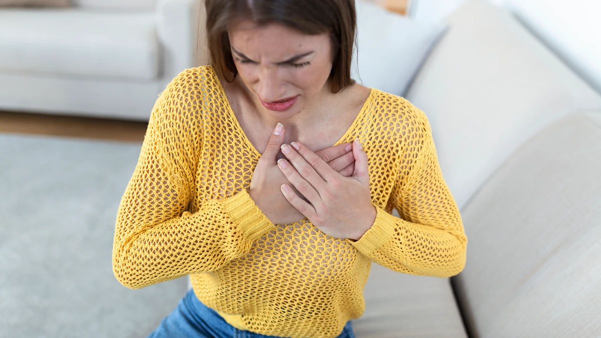 mujer-dolro-corazon_96