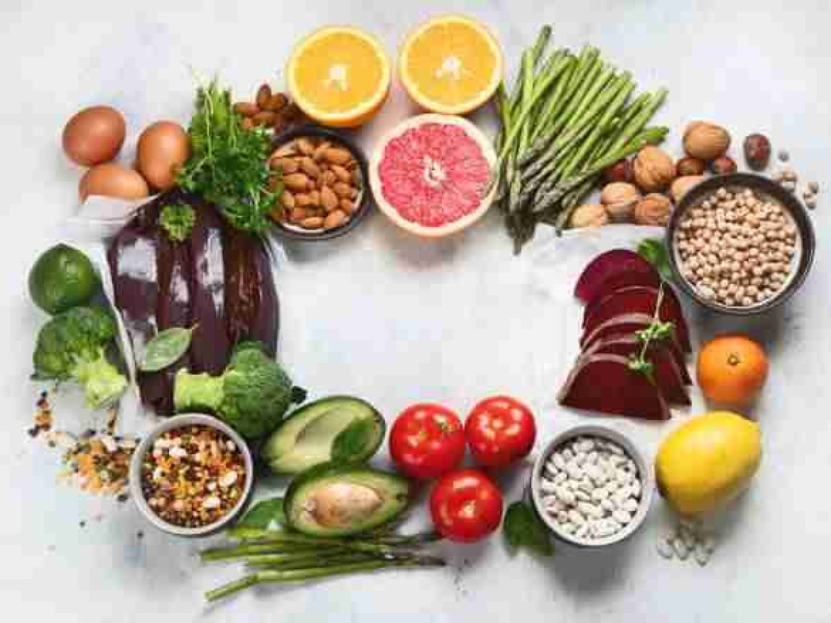 vitaminas_en_personas_mayores-1200x900